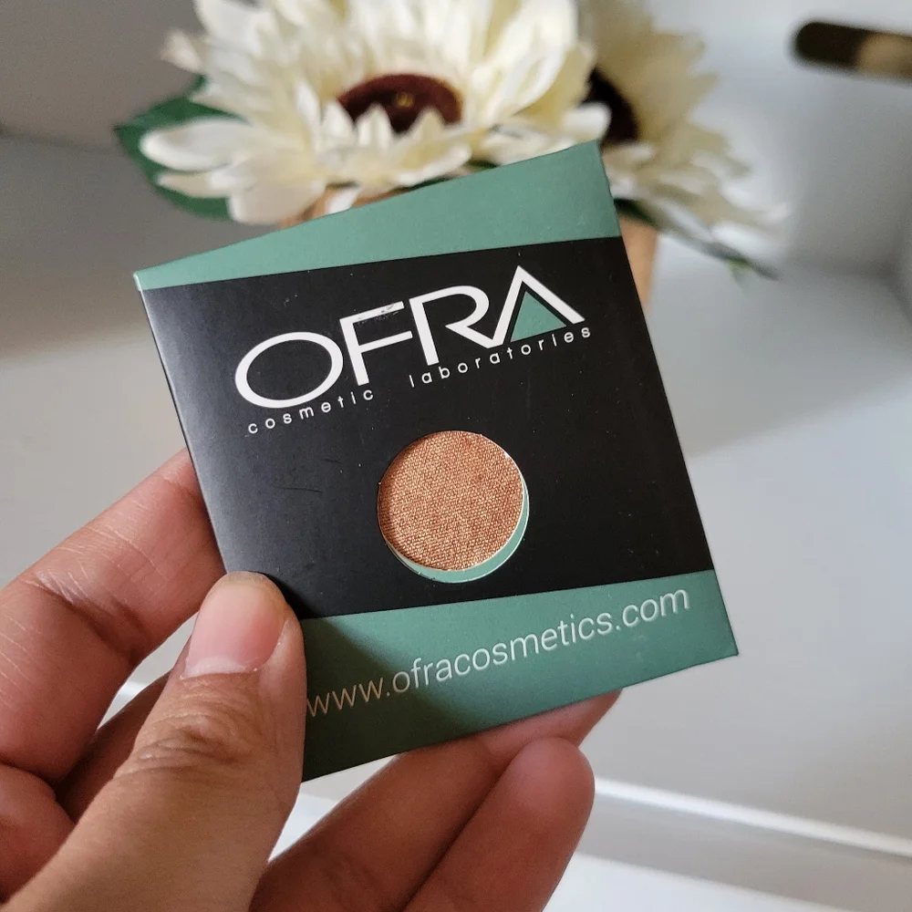 5/$25 Ofra Single Eyeshadow in Gold Rush